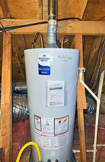 https://rossmoynehotwater.com.au/uploads/2025/06/electric-hot-water-system-90253.jpg
