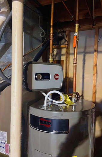 https://rossmoynehotwater.com.au/uploads/2025/06/hot-water-74683.jpg